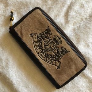 Juicy Couture Brown Leather plaid wallet !!